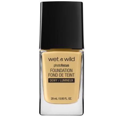 Wet n Wild Photo Focus Dewy Foundation für Frauen 28 ml Farbton  Golden Beige