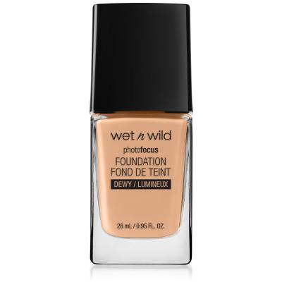 Wet n Wild Photo Focus Dewy Foundation für Frauen 28 ml Farbton  Classic Beige