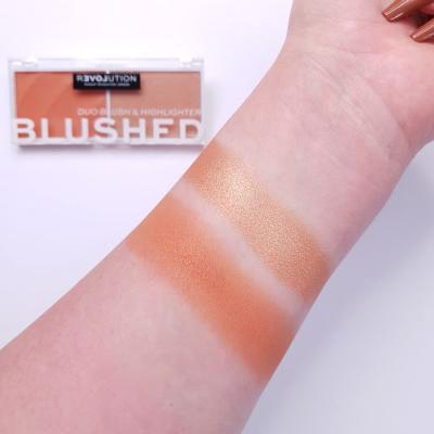 Revolution Relove Colour Play Blushed Duo Blush &amp; Highlighter Contouring Palette für Frauen 5,8 g Farbton  Queen