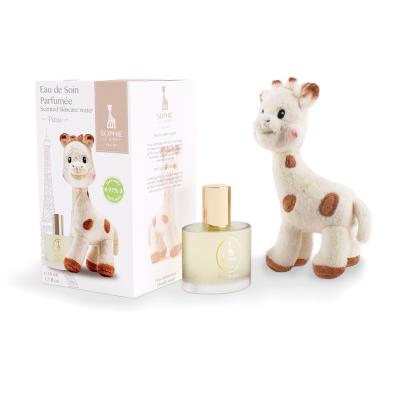 Sophie La Girafe Sophie La Girafe Geschenkset Parfümierter Körpernebel für Kinder ab Geburt 50 ml + Plüschspielzeug