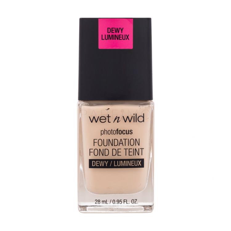 Wet n Wild Photo Focus Dewy Foundation für Frauen 28 ml Farbton  Soft Ivory